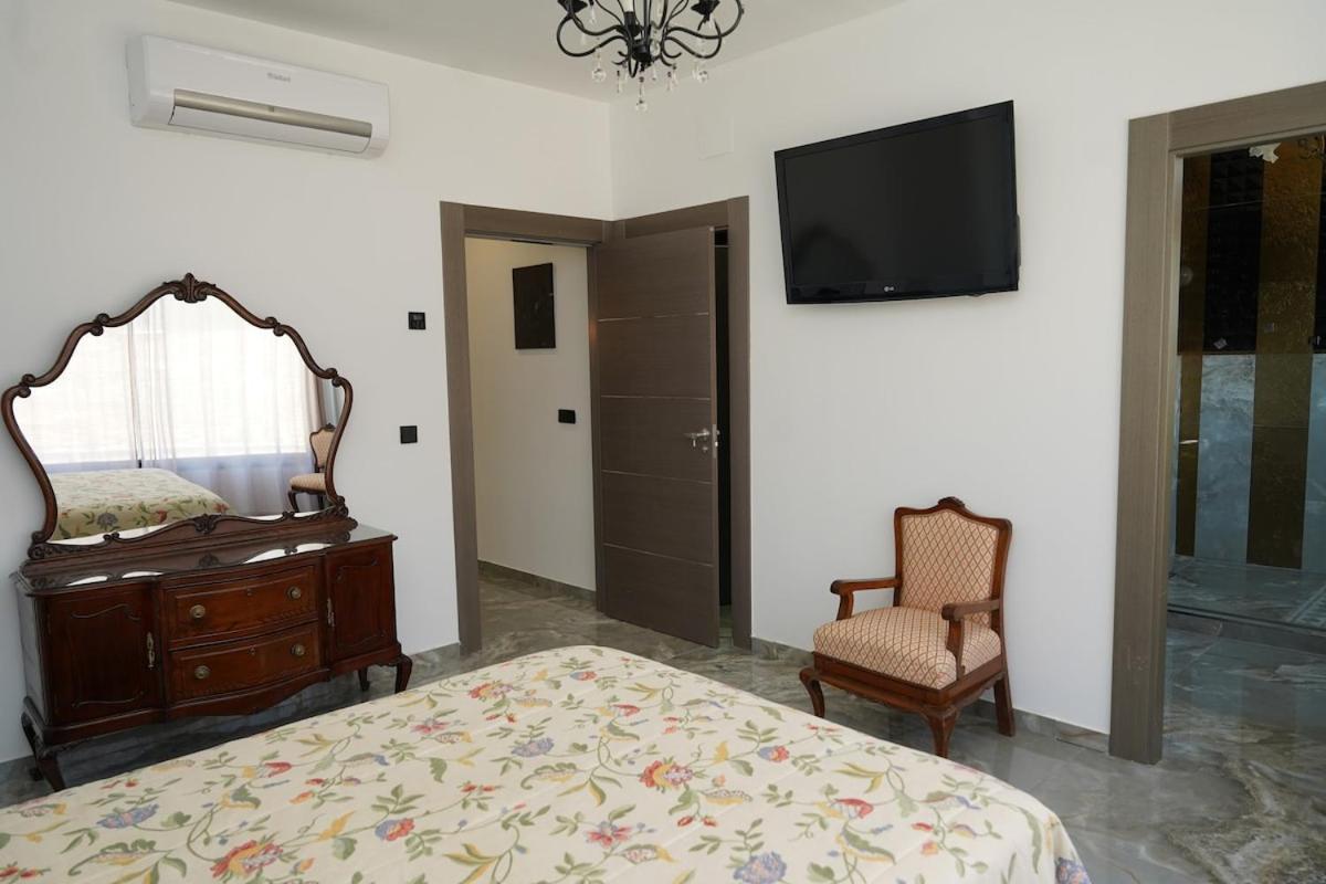 Сasa de vacaciones Complete Luxury House With Garden Madrid