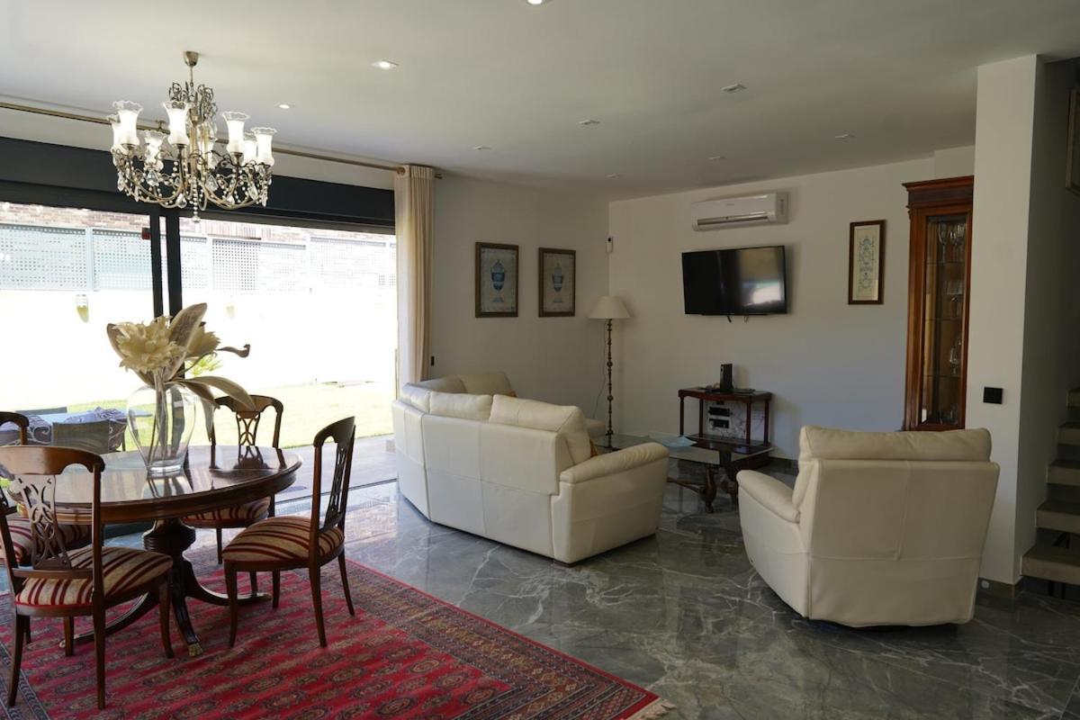 Complete Luxury House With Garden Сasa de vacaciones *